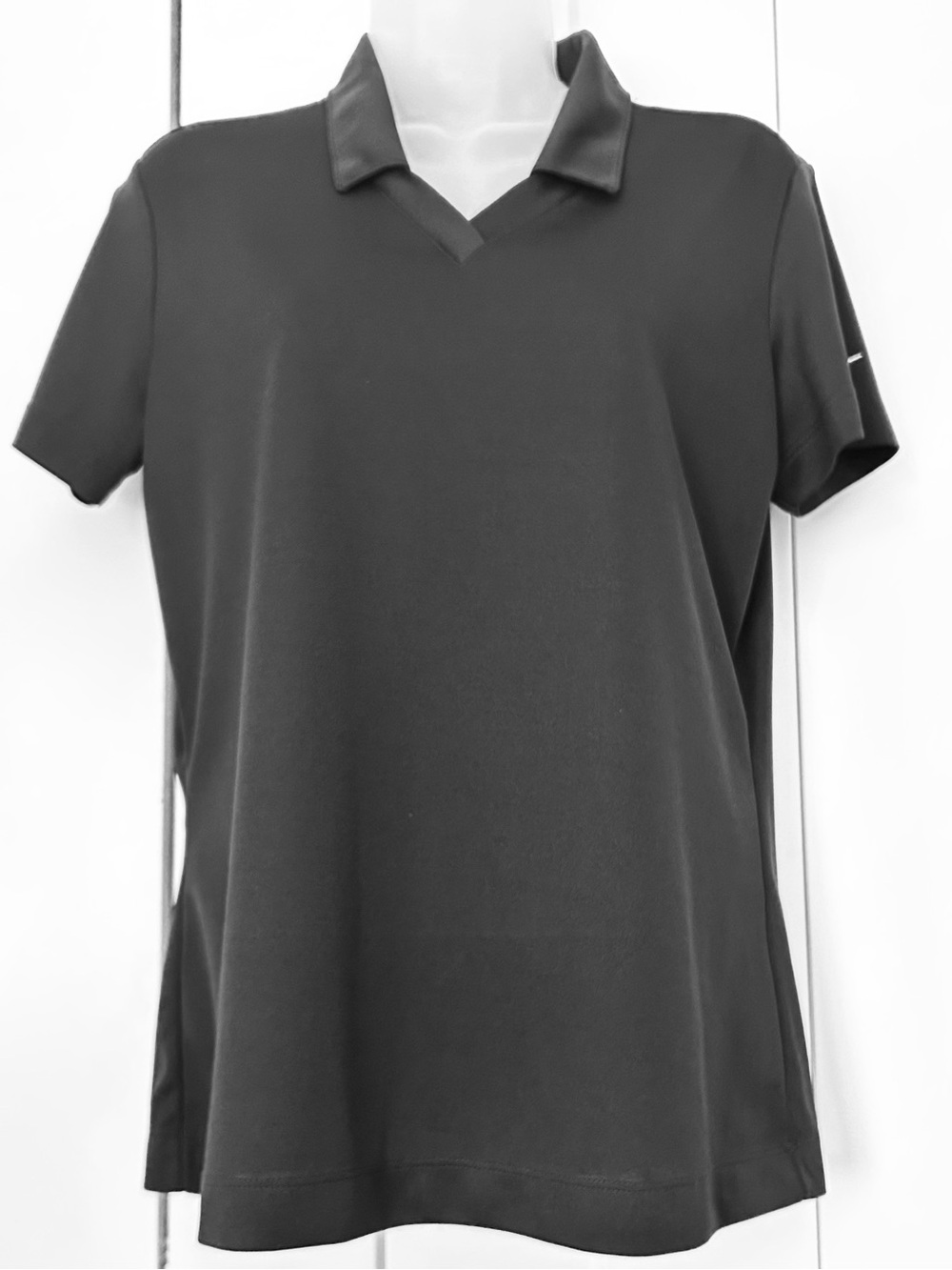 Women’s mew without tags Sri-fit Nike Black V‑Notch Polo size M